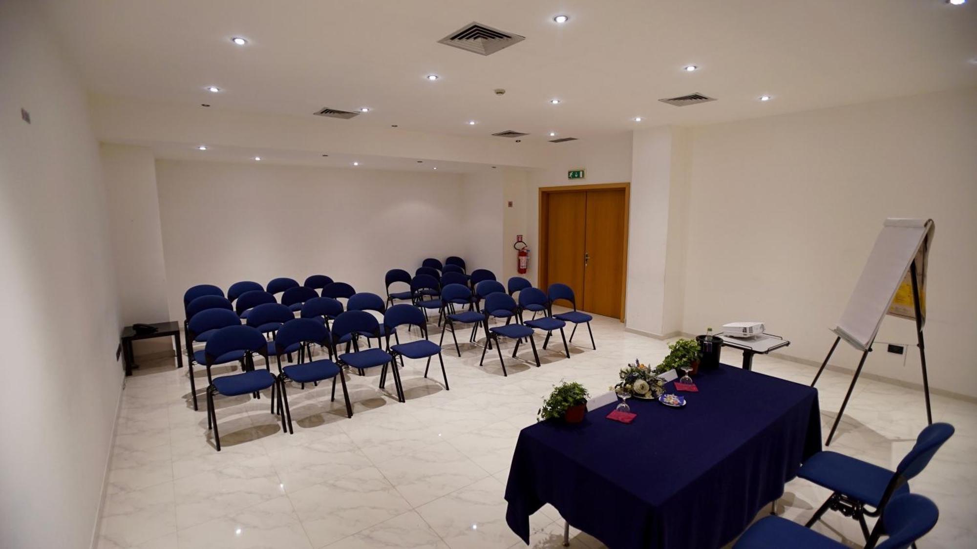 טרני Classic Hotel Tulipano מראה חיצוני תמונה