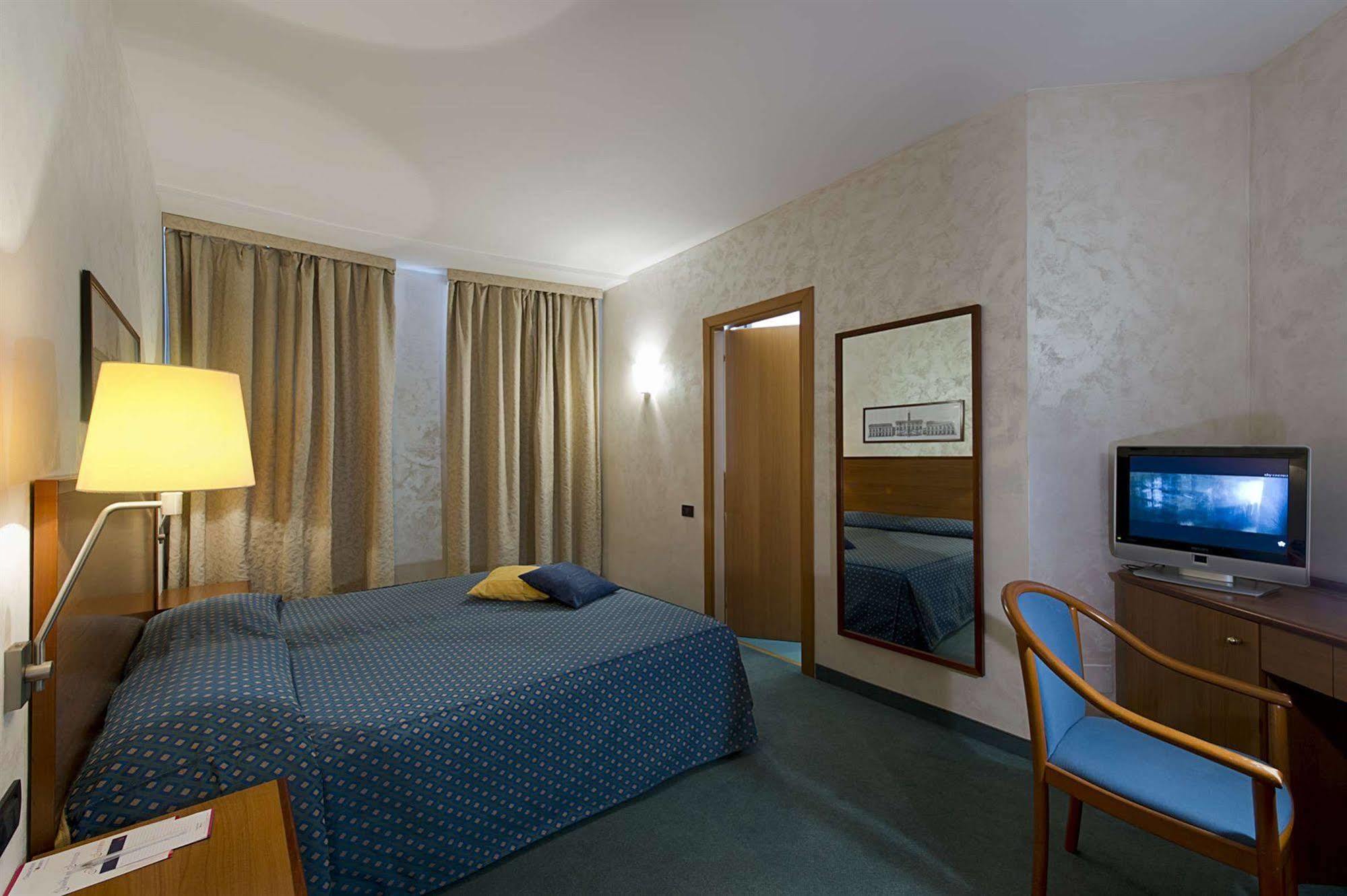 טרני Classic Hotel Tulipano מראה חיצוני תמונה